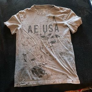 grey american eagle paint splattered shirt